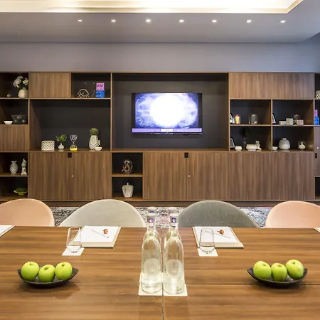 Capri By Fraser, Frankfurt Lejlighedshotel 4*