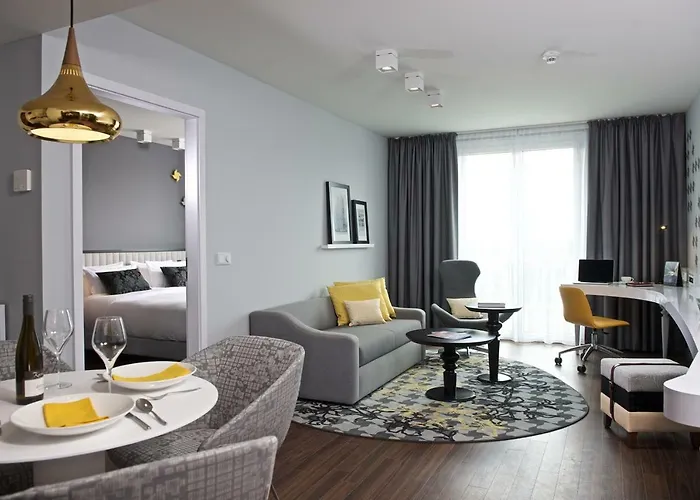 كابري باي فريزر،