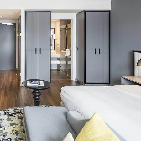 Capri By Fraser, Frankfurt 4* Frankfurt nad Mohanem