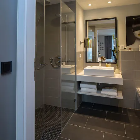 Capri By Fraser, Frankfurt Apart-hotel 4*